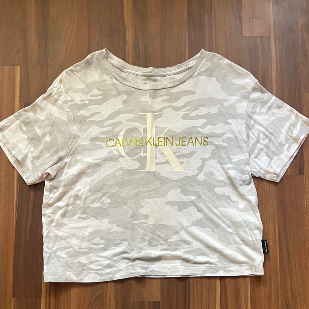 Calvin Klein Jeans Camo T-Shirt - Cream and Gold